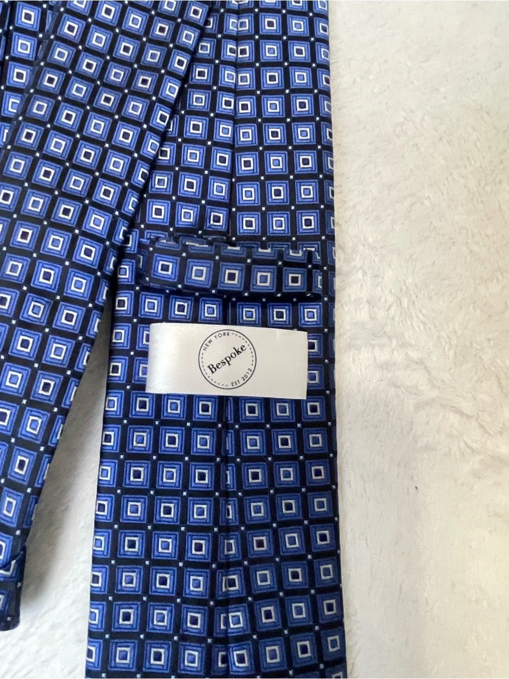 Bespoke Sleek Navy Geometric Polyester Tie 3”x59”